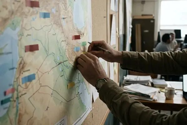 Redrawing the Middle East: Geopolitical Projects and Resource Wars